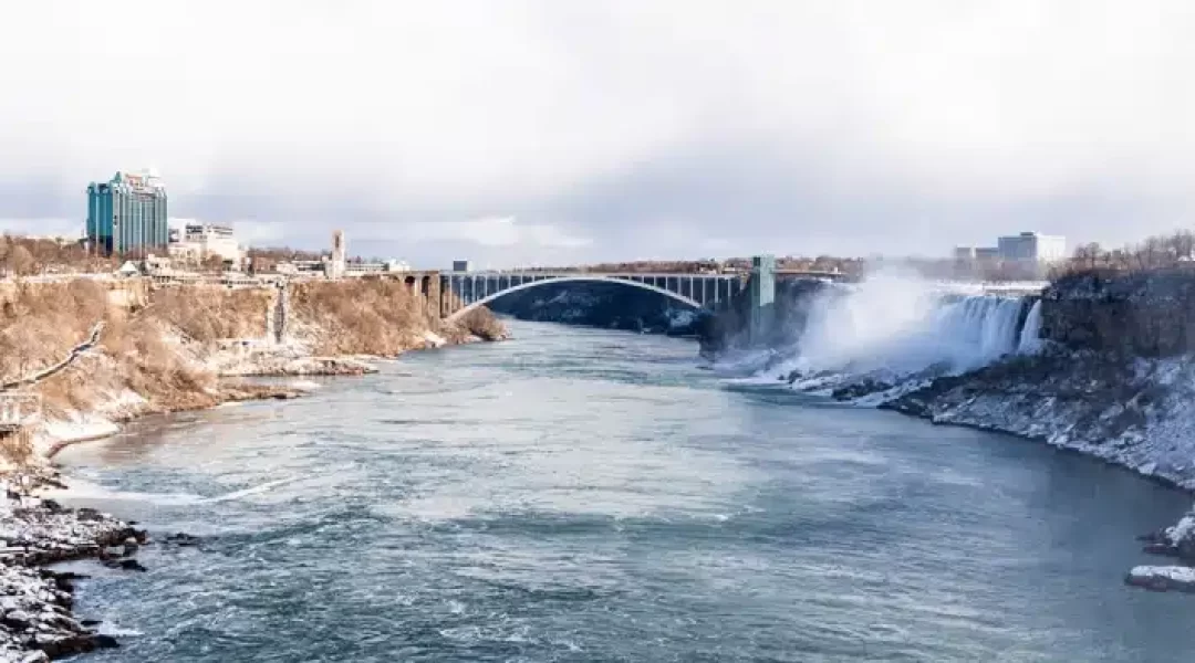 Niagara Falls border set to re-open in August for vaccinated Americans _ Niagara Featured