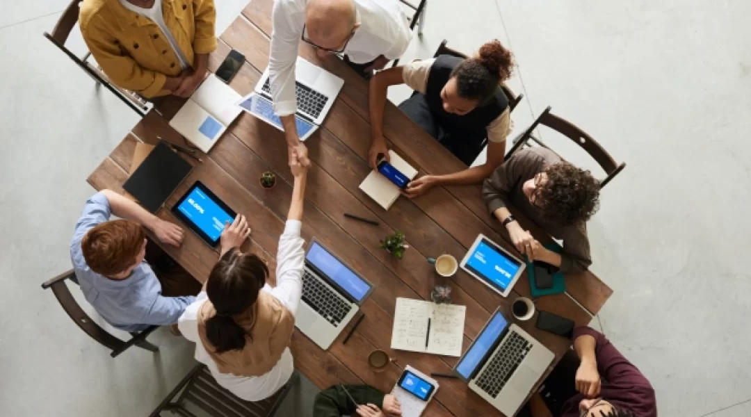 online meetings-vs-in-person meetings